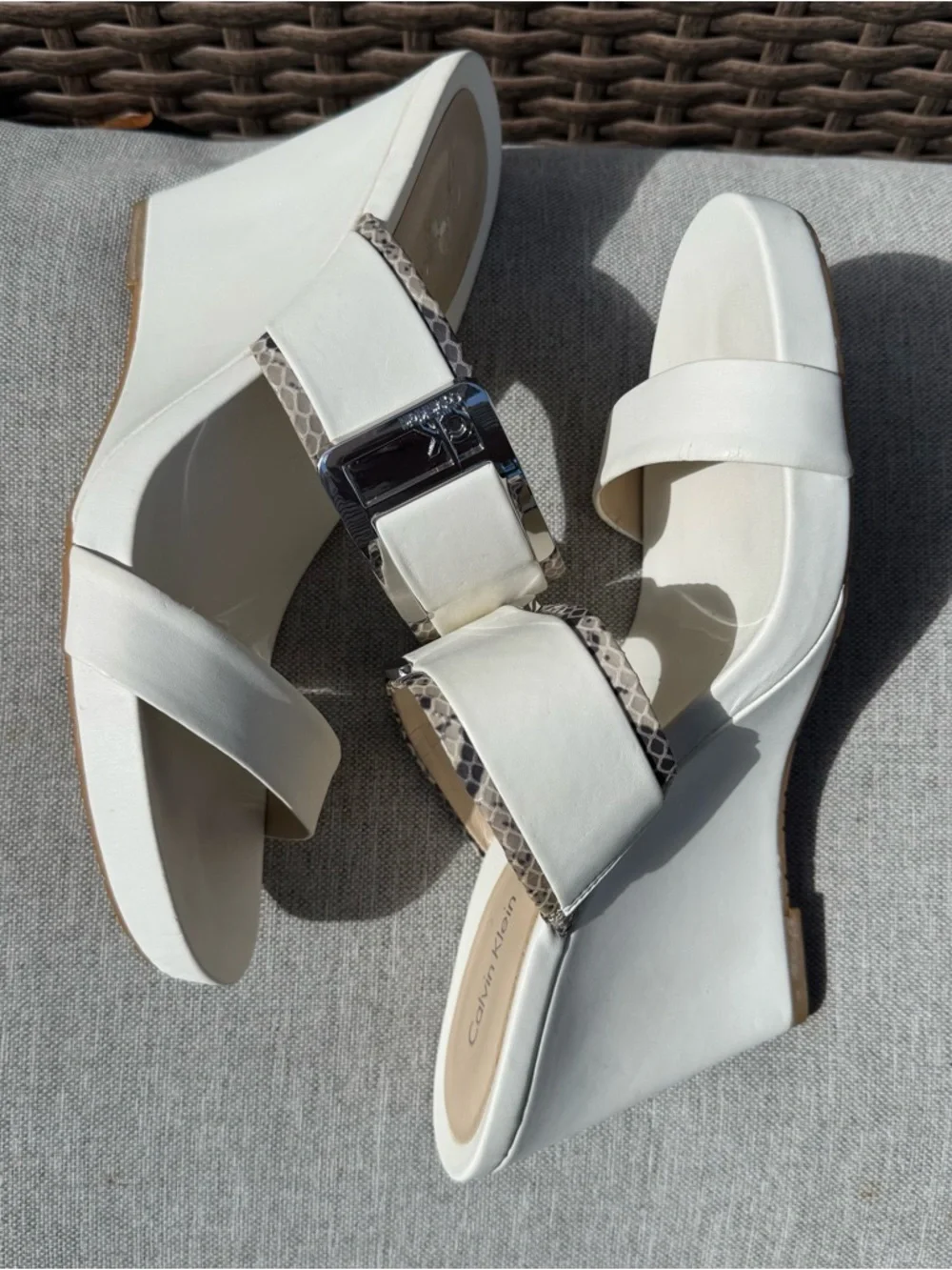 Calvin Klein Glam White Leather Wedge Sandals Silver Buckle Snake Slides Sz 10